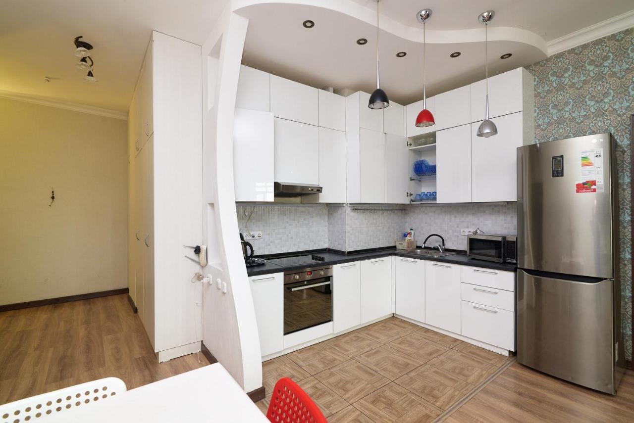 Квартира В Самом Центре Столицы Казахстана Apartment Astana Exterior foto