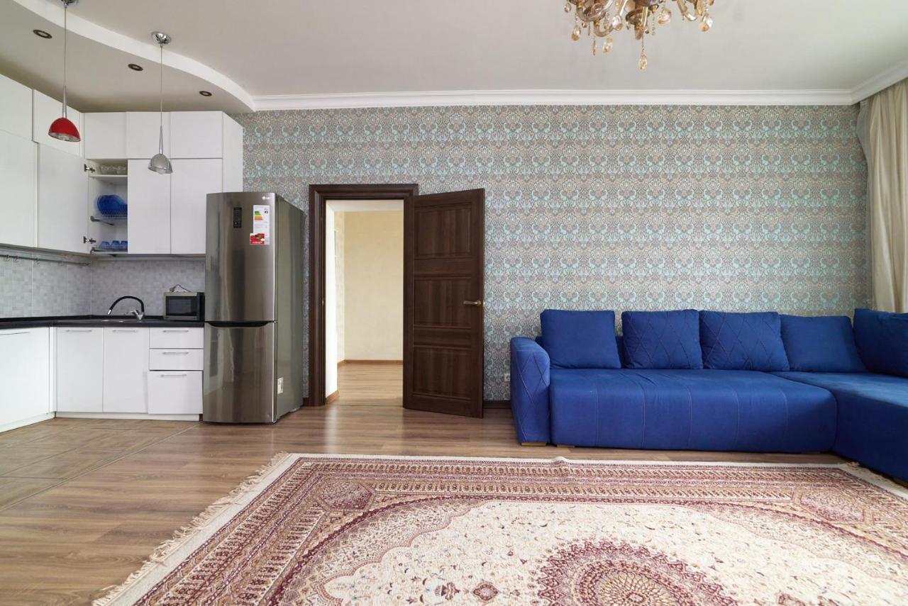 Квартира В Самом Центре Столицы Казахстана Apartment Astana Exterior foto